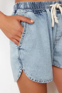 TRENDYOLMiLLA Light Blue Elastic Waist High Waist denim Shorts - Image 5