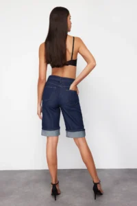 TRENDYOLMİLLA Dark Blue folded denim Bermuda - Image 6