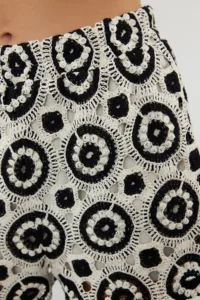 TRENDYOLMiLLA Navy Blue Thin Cotton Crochet Knitting Detailed Shorts - Image 4