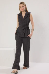 TRENDYOLMİLLA Anthracite Double breasted Kapama Wideleg/Wide Leg Knitting Top and Bottom Set - Image 2