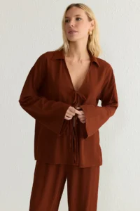 TRENDYOLMİLLA Brick Rejection Oversized Front tied up Blouse And Wide Leg Pants Weaving Top and Bottom Set - Image 2