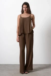 TRENDYOLMİLLA Brown Sleeveless Weaving Blouse Weaving Top and Bottom Set - Image 4