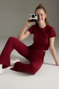 TRENDYOLMİLLA Burgundy Fitted Flexible Knitting Knitting Bottom - Top Set - Image 2