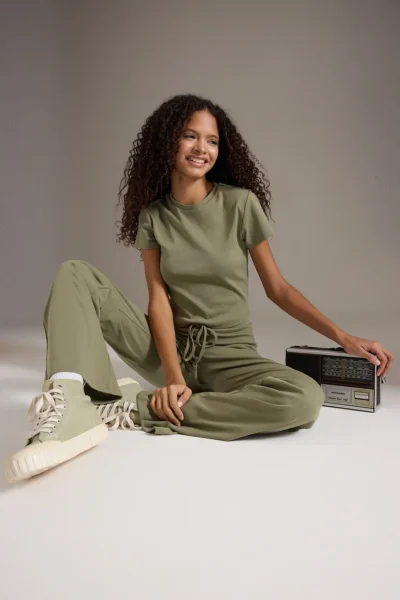 TWOSS25AU00053-KHAKI_1