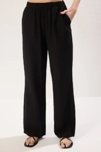 TRENDYOLMİLLA Black linen look Crew Neck Blouse and Pants Weaving Top and Bottom Set - Image 4