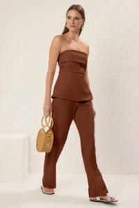 TRENDYOLMİLLA Brown linen look Strapless Blouse and Pants Weaving Top and Bottom Set - Image 3
