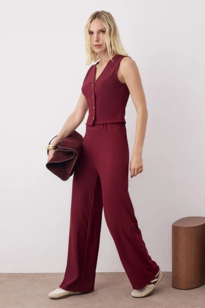 TWOSS25AU00135-BURGUNDY_1