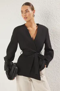 TRENDYOLMİLLA Black Double breasted Binding Detailed Weaving Blazer Jacket