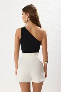 TRENDYOLMİLLA Black with buckle Accessory Detailed Fitted Flexible Knitting Bodysuit .D.00001 - Image 5