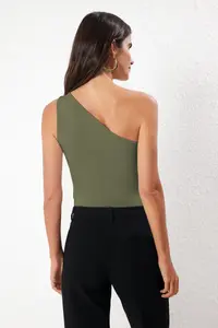 TRENDYOLMİLLA Khaki with buckle Accessory Detailed Fitted Flexible Knitting Bodysuit .D.00001 - Image 4