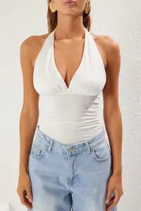 TRENDYOLMİLLA Ecru Shirred Barbell Neck Fitted Flexible Knitting Bodysuit .D.00006