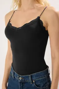 TRENDYOLMİLLA Black Lace Detailed Fitted Bottom snaps Flexible Knitting Bodysuit .D.00008 - Image 3
