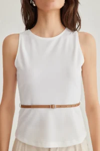 TRENDYOLMİLLA Ecru Arched Fitted Knitting Blouse - Image 3