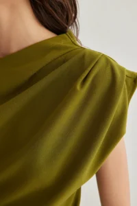 TRENDYOLMİLLA Oil Green Gathering/Drape Detailed Flowy Asymmetric Collar Knitting Blouse - Image 4