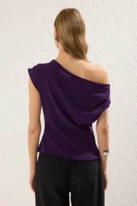 TRENDYOLMİLLA Purple Ruffle/Drape Detailed Flowy Asymmetric Collar Knitting Blouse - Image 4