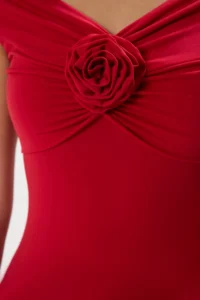TRENDYOLMİLLA Rejection Rose Detailed Fitted/Vucuda Oturan Flexible Knitting Blouse - Image 4