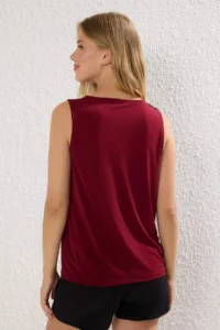 TRENDYOLMİLLA Burgundy Accessory Detailed Fitted/Vucuda Oturan Flexible Knitting Blouse - Image 4