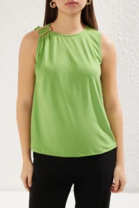 TRENDYOLMİLLA Oil Green Accessory Detailed Fitted Flexible Knitting Blouse - Image 3