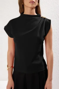 TRENDYOLMİLLA Black Fitted Accessory Detailed Draped Flexible Knitting Blouse - Image 2