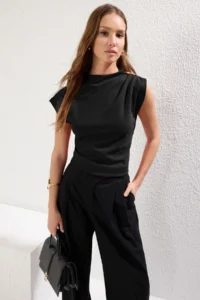 TRENDYOLMİLLA Black Fitted Accessory Detailed Draped Flexible Knitting Blouse - Image 3