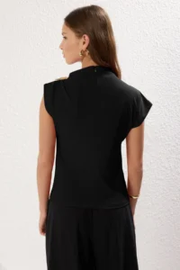 TRENDYOLMİLLA Black Fitted Accessory Detailed Draped Flexible Knitting Blouse - Image 5