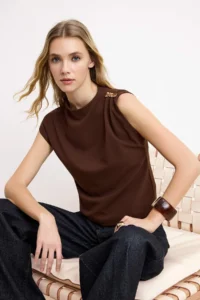 TRENDYOLMİLLA Brown Fitted Accessory Detailed Draped Flexible Knitting Blouse - Image 2