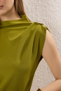 TRENDYOLMİLLA Oil Green Fitted Accessory Detailed Draped Flexible Knitting Blouse - Image 3
