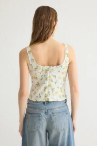 TRENDYOLMİLLA Ecru Sleeveless Lemon Patterned Front Shirred Crop Weaving Blouse - Image 7