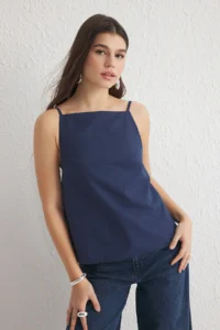 TRENDYOLMİLLA Navy Blue Low-cut back Weaving Blouse - Image 3