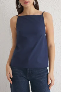 TRENDYOLMİLLA Navy Blue Low-cut back Weaving Blouse - Image 4