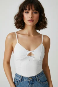 TRENDYOLMİLLA White V-neck Sleeveless Crop Weaving Blouse - Image 9