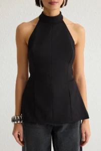 TRENDYOLMİLLA Black Low-cut back Barbell Collar Weaving Blouse - Image 4