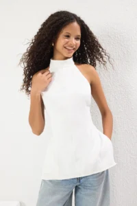 TRENDYOLMİLLA White Low-cut back Barbell Collar Weaving Blouse - Image 2