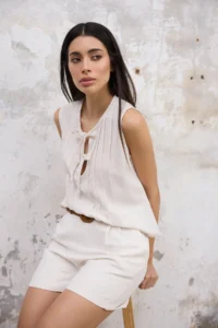 TRENDYOLMİLLA Beige Linen Content Crew Neck ribbed Weaving Blouse - Image 2