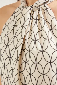 TRENDYOLMİLLA Multicolored Satin Barbell Collar Patterned Weaving Blouse - Image 4