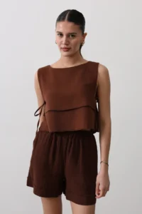 TRENDYOLMİLLA Brown Crew Neck Yandan Binding Detailed Crop Weaving Blouse - Image 5