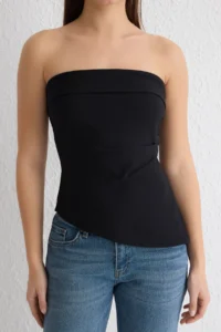 TRENDYOLMİLLA Black Weaving Blouse - Image 3