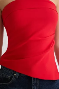 TRENDYOLMİLLA Rejection Strapless Asymmetric Kesim Weaving Blouse - Image 4