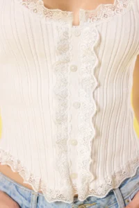 TRENDYOLMİLLA Ecru Lace Detailed Blouse - Image 3