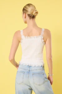 TRENDYOLMİLLA Ecru Lace Detailed Blouse - Image 4