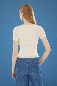TRENDYOLMİLLA Ecru Premium Yarn / Special Yarn Ribbon Detailed Square Neck Knitwear Blouse - Image 5