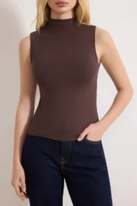 TRENDYOLMİLLA Brown Dog collar Zero Sleeve Super Flexible Regular Size Knitting Blouse - Image 3
