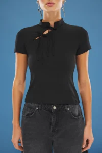 TRENDYOLMİLLA Black Dog collar Binding Detailed Flexible Knitting Blouse - Image 4
