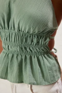 TRENDYOLMİLLA Khaki Backless Weaving Blouse with Binding Detail - Image 4