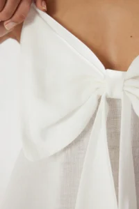 TRENDYOLMİLLA White linen look Bow Detailed Sleeveless Weaving Blouse - Image 3