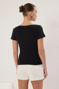 TRENDYOLMİLLA Black Drape Detailed Fitted Knitting Blouse - Image 4