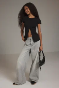 TRENDYOLMİLLA Black buttoned Fitted Knitting Blouse - Image 2