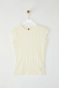 TRENDYOLMİLLA Ecru Lace Fitted Moon Arm Knitting Blouse - Image 5