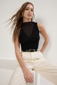 TRENDYOLMİLLA Black Dog collar Transparent Detailed Thin Blouse