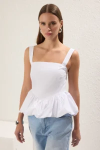 TRENDYOLMİLLA White Balloon Skirt Sleeveless Weaving Blouse